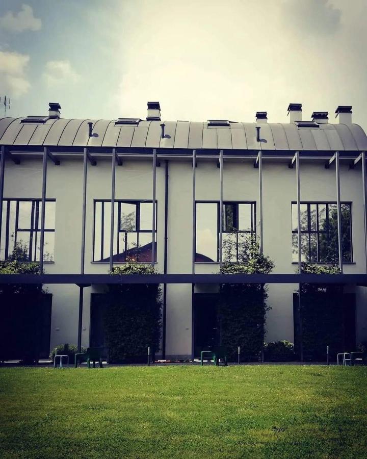 Mxp Rooms Guest House Cardano al Campo Kültér fotó