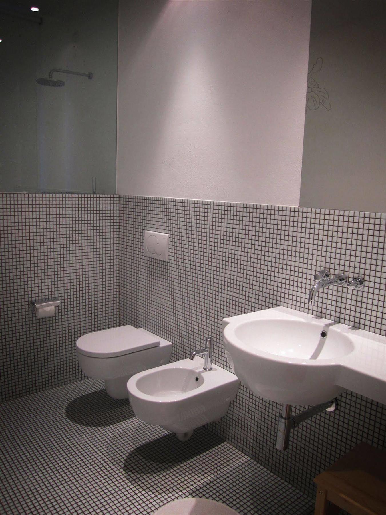 Mxp Rooms Guest House Cardano al Campo Kültér fotó