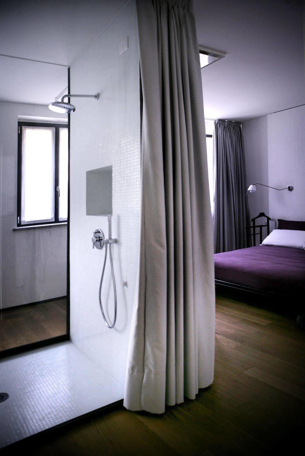 Mxp Rooms Guest House Cardano al Campo Kültér fotó