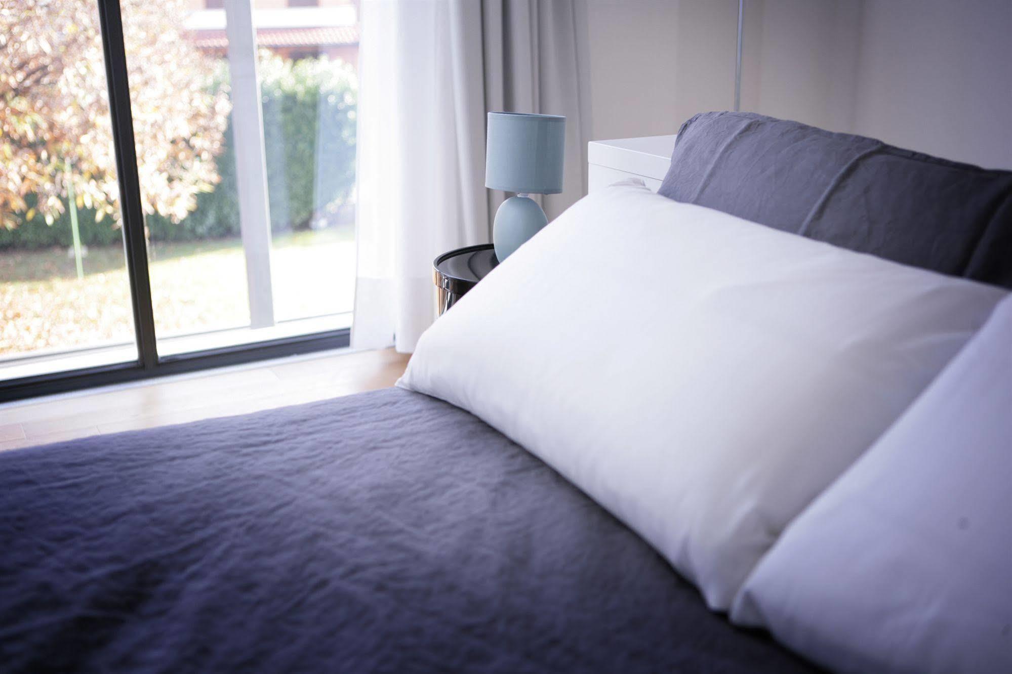 Mxp Rooms Guest House Cardano al Campo Kültér fotó